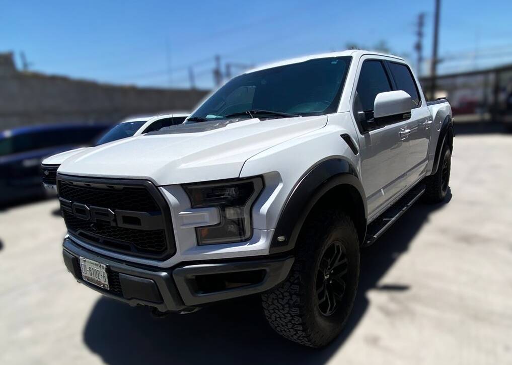 Lobo 4×4 platinum Raptor 2017