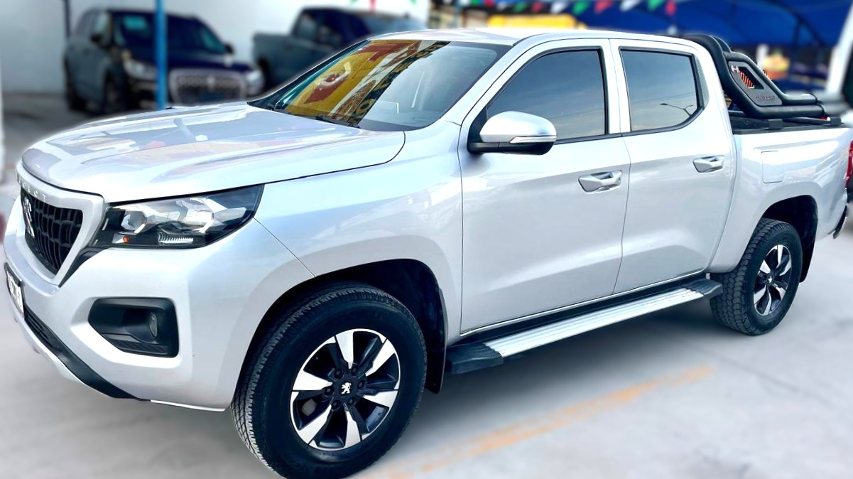Peugeot Landtrek Allure 2021.