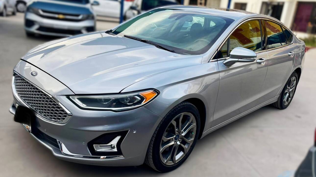 Ford Fusion Titanium 2020
