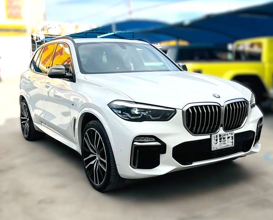 BMW X5 M50i 2020