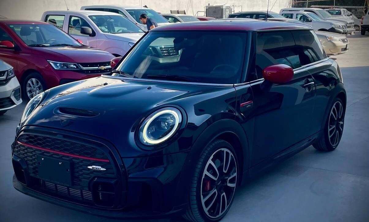 Minicooper Icónic JCW 2024